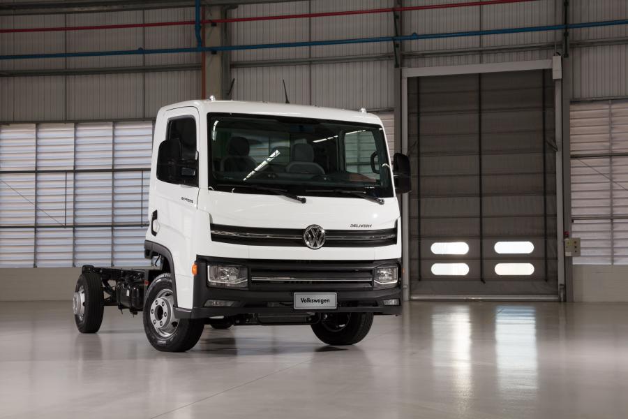  Volkswagen Delivery Express 2017 года  (фото 8 из 17)